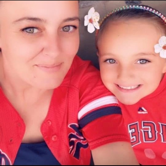 ❤️Meet Your Posher❤️ - Picture 1 of 1